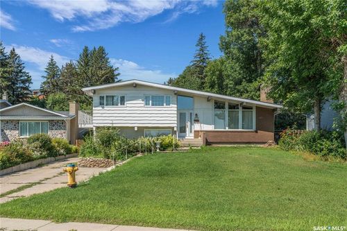 2121 Spadina Cres E, Saskatoon, SK, S7K0C9 | Card Image