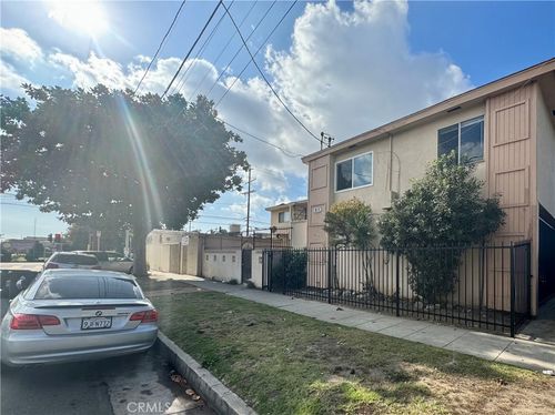 4-703 W Anaheim St, Wilmington, CA, 90744-4216 | Card Image