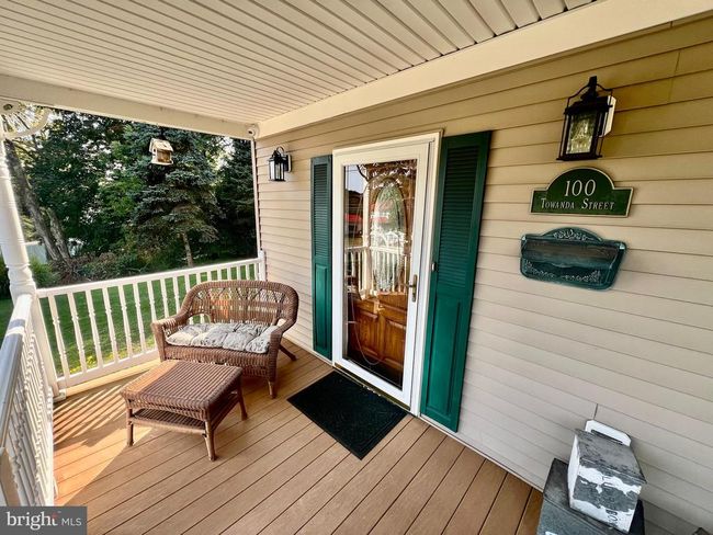 100 Towanda St, House other with 3 bedrooms, 3 bathrooms and null parking in WHITE HAVEN PA | Image 5