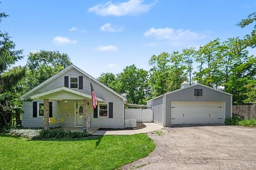 2381 Middletown Eaton Rd, Middletown, OH, 45042-1575 | Card Image