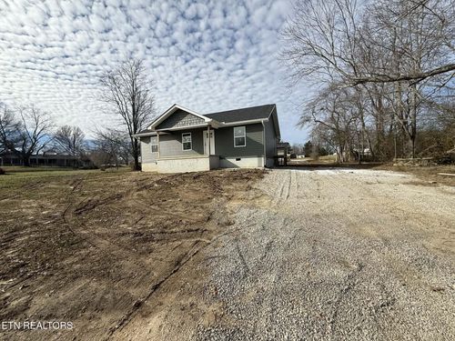 209 Wilson St, Jamestown, TN, 38556-4240 | Card Image