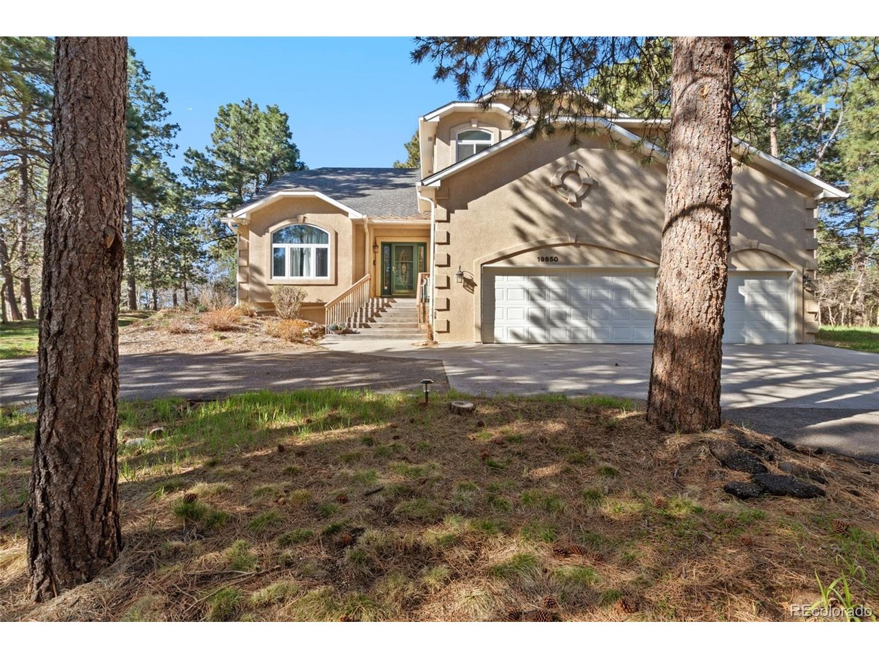 Residential in Monument 2