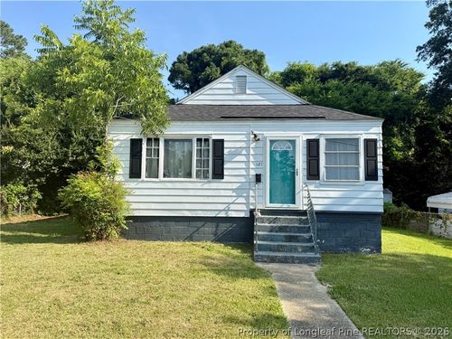 121 Mullins Ave, Fayetteville, NC, 28301-4444 | Card Image