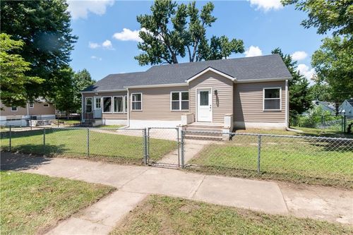 2407 Penn St, Saint Joseph, MO, 64507-1550 | Card Image
