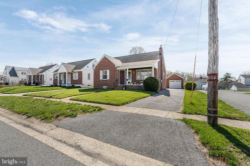 504 Tyrone Ave, WILMINGTON, DE, 19804-1939 | Card Image