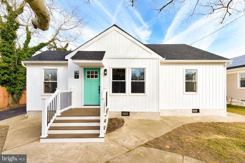 6 Lafayette Ave, Villas, NJ, 08251-3615 | Card Image