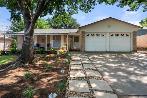 5417 Sandusky Ct, Arlington, TX, 76017-3225 | Card Image