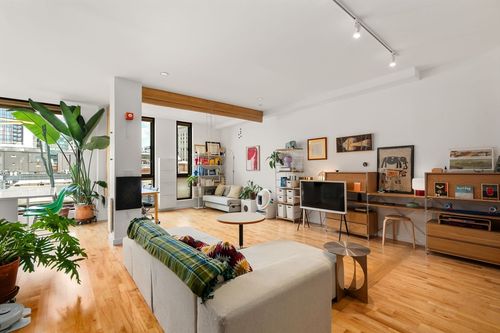 608-346 Congress St, Boston, MA, 02210-1269 | Card Image