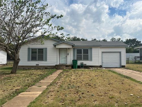 1306 5th Street, McGregor, TX, 76657 | Card Image