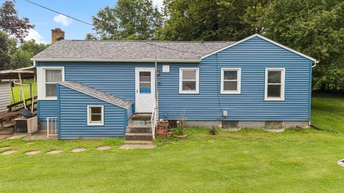 943 28th Ave, Rock Island, IL, 61201-5286 | Card Image