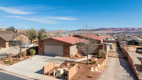 2169 S 2350 E St, St George, UT, 84790 | Card Image