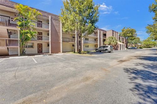 apt-105e-7000 Nova Dr, Davie, FL, 33317-7125 | Card Image