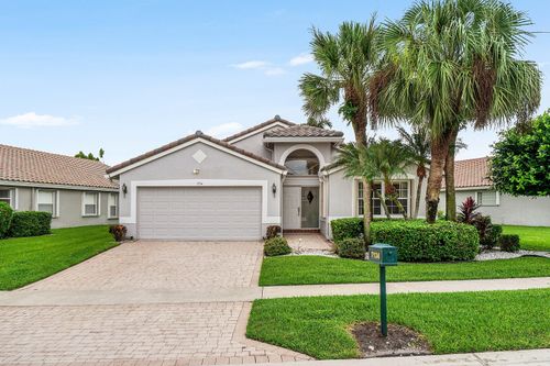 7134 Haviland Cir, Boynton Beach, FL, 33437-6465 | Card Image