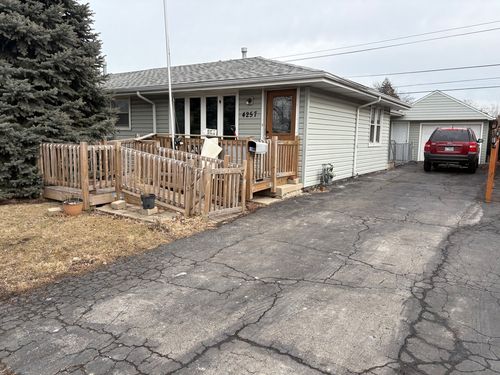 4257 Southwest Hwy, Hometown, IL, 60456-1109 | Card Image