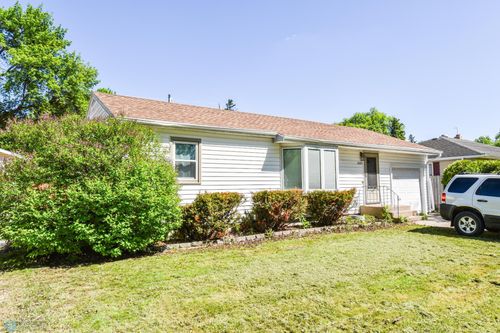 2009 7th St N, Fargo, ND, 58102-5003 | Card Image