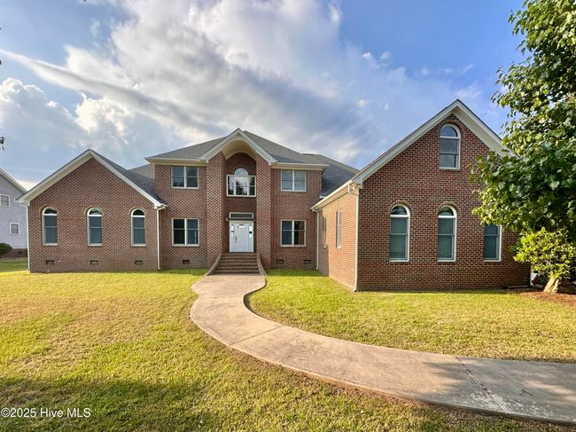 141 Baybreeze Dr, House other with 4 bedrooms, 6 bathrooms and 3 parking in Shiloh NC | Image 6