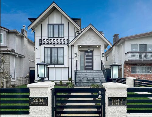 2984 Kitchener St, Vancouver, BC, V5K3E5 | Card Image