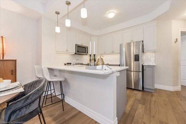 103 - 19 Stumpf St, House attached with 2 bedrooms, 2 bathrooms and 1 parking in Elora ON | Image 4