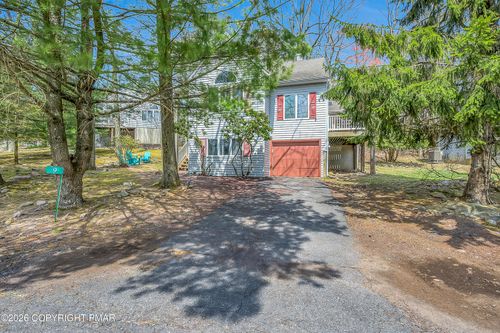 9 Rockspring Ct, Lake Harmony, PA, 18624 | Card Image
