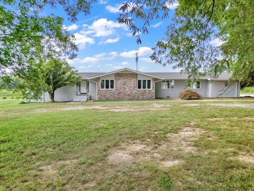 2715 Co Rd 1269, Vinemont, AL, 35179 | Card Image