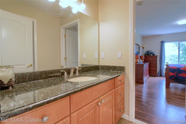 31-2nd-Bedroom-Bathroom.jpg | Image 30