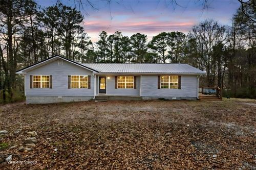 602 Mandeville Rd, Carrollton, GA, 30117-7642 | Card Image