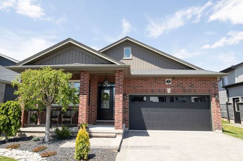 5 Connor Ave, Strathroy, ON, N7G4E5 | Card Image