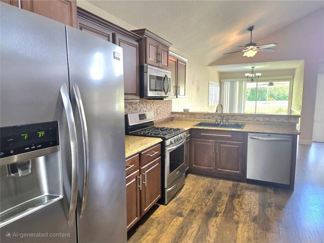 Kitchen view 2 | Image 4