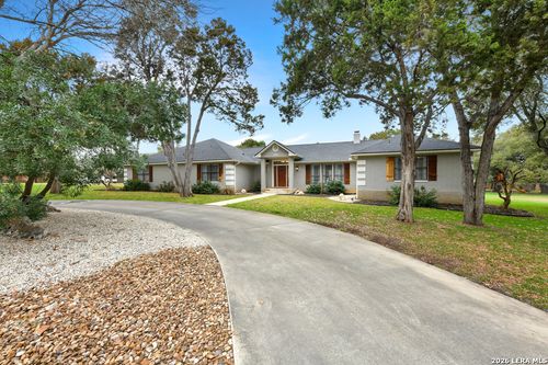 384 Hunters Creek, New Braunfels, TX, 78132 | Card Image