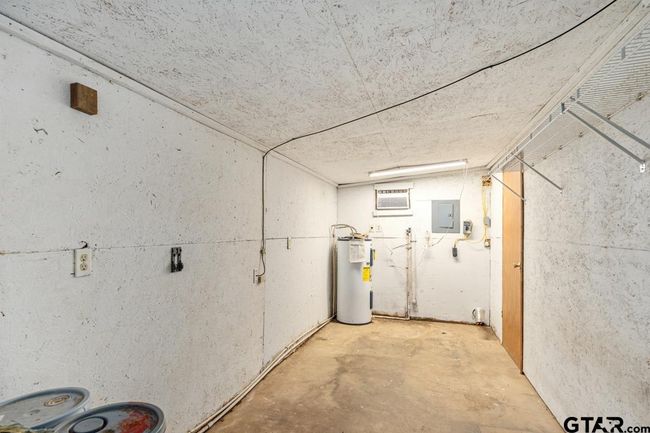 15200 Us Highway 175 W, House other with 3 bedrooms, 2 bathrooms and null parking in Eustace TX | Image 25