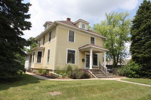 610 S 3rd St, Geneva, IL, 60134-2776 | Card Image