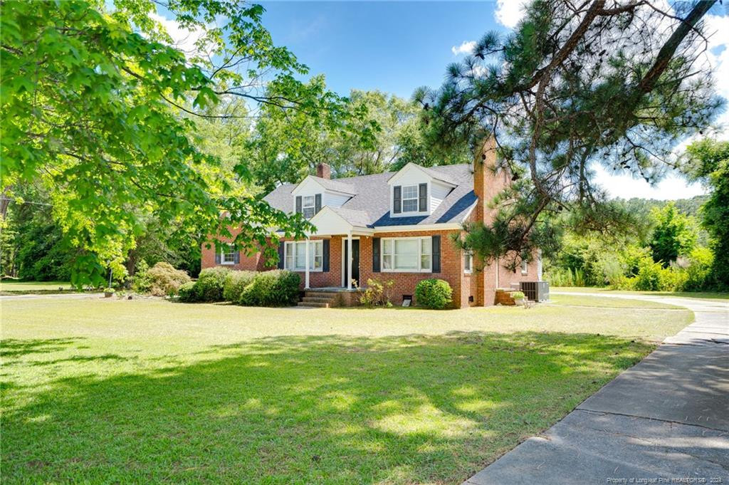 2nd Ave, Red Springs, NC 28377