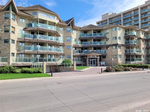 409-2213 Adelaide St E, Saskatoon, SK, S7J0J6 | Card Image