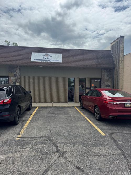 13565 Dix Toledo Rd, Southgate, MI, 48195-2466 | Card Image