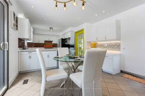 1565 Hastings Dr, London, ON, N5X3C5 | Card Image