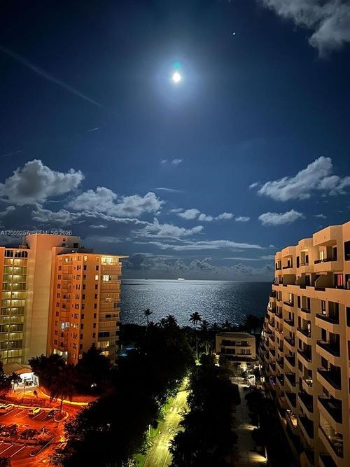1105-251 Crandon Blvd, Key Biscayne, FL, 33149-1515 | Card Image
