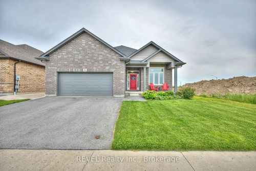 5 Cinnamon St, Thorold, ON, L2V0H5 | Card Image