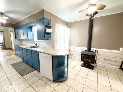 123 W Williams St, Ovid, MI, 48866-9808 | Card Image