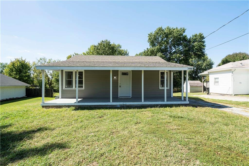 Mayes Rd, Independence, MO 64050