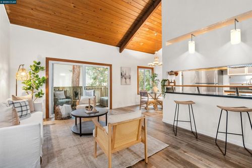 apt-129-2720 Oak Rd, Walnut Creek, CA, 94597-2851 | Card Image