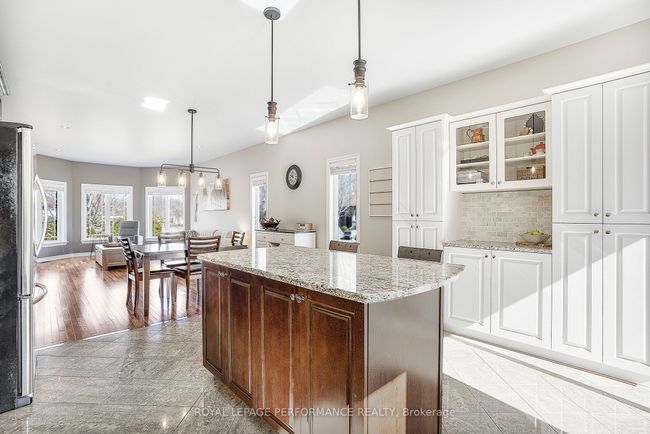 52 St Viateur Cres, House other with 4 bedrooms, 3 bathrooms and 4 parking in Limoges ON | Image 12