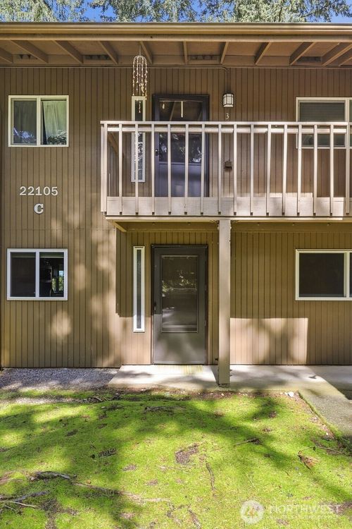 1c-22105 66th Ave W, Mountlake Terrace, WA, 98043-2453 | Card Image