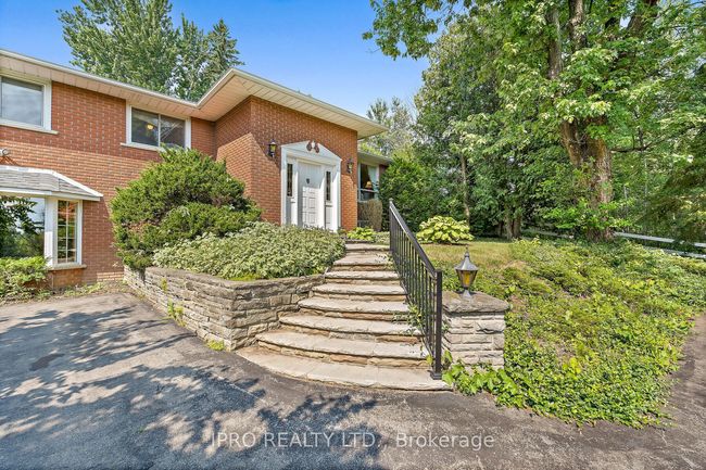 12506 Eighth Line, House other with 5 bedrooms, 3 bathrooms and 8 parking in Georgetown ON | Image 4