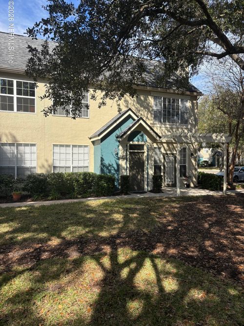 305-13700 Richmond Park Dr N, Jacksonville, FL, 32224-4268 | Card Image