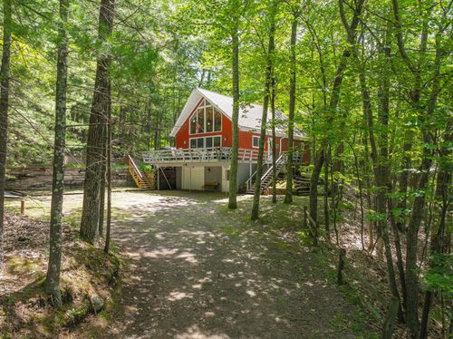 8041 Rainbow Rd, Lake Tomahawk, WI, 54539-9546 | Card Image