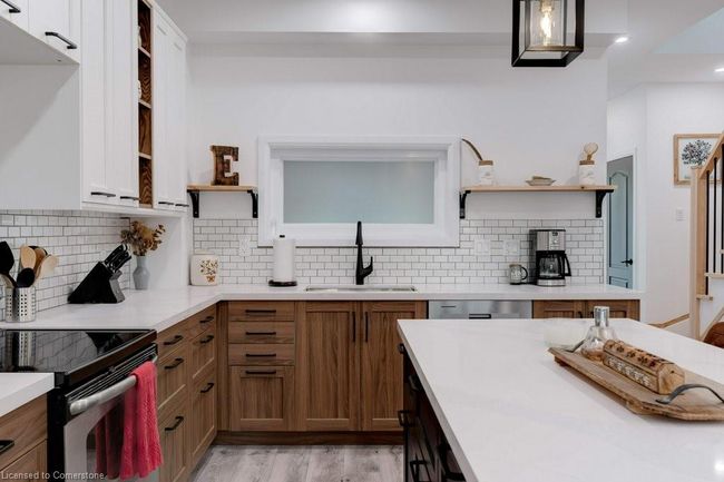 79 Browview Dr, Townhouse with 3 bedrooms, 3 bathrooms and 3 parking in Waterdown ON | Image 13