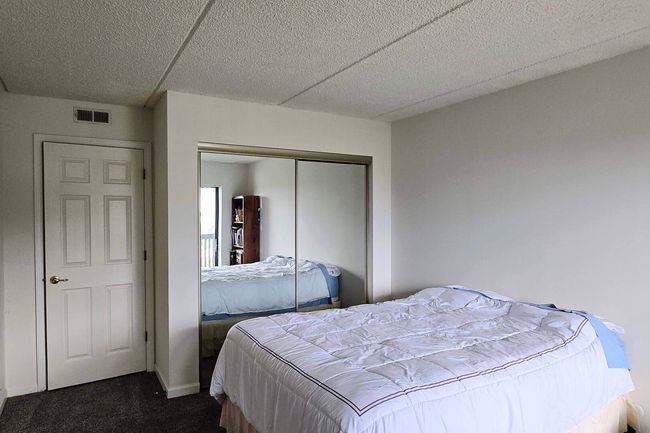 APT-202 - 650 Whitney Ct, Condo with 2 bedrooms, 2 bathrooms and 1 parking in Gurnee IL | Image 12