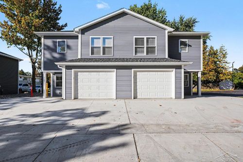 911 Wyllys St, Midland, MI, 48642 | Card Image