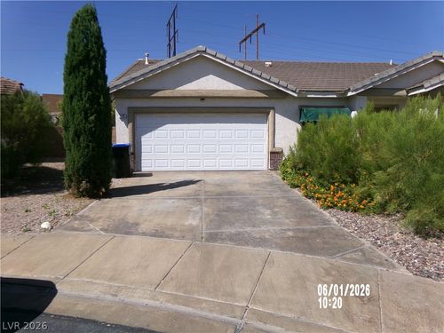 120 Humphreys Peak Ct, Henderson, NV, 89012-5697 | Card Image