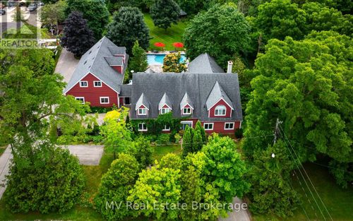 322 North St, Elora, ON, N0B1S0 | Card Image